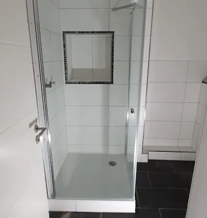 37m² 1,5 Mit Terrasse Und Super Badezimmer 아파트 Tangstedt